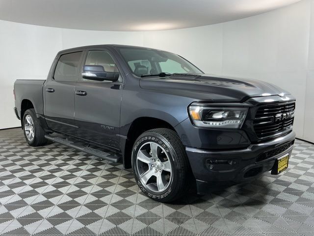 Used 2020 RAM 1500 Sport w/ Level 2 Equipment Goup w/2_L AWD/4WD image 3