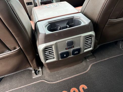 Used 2019 Ford F150 King Ranch w/ Equipment Group 601A Luxury RWD image 19