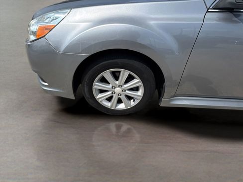 Used 2011 Subaru Legacy 2.5i Premium AWD/4WD image 23