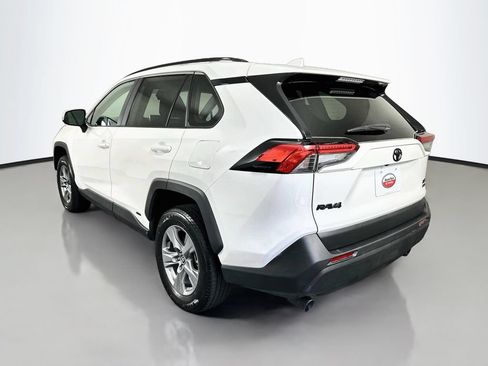 Used 2025 Toyota RAV4 XLE w/ Convenience Package AWD/4WD image 7