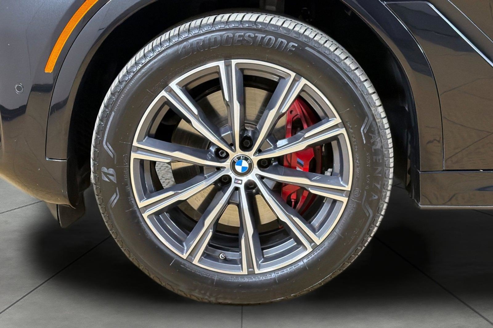 Used 2026 BMW X6 xDrive40i AWD/4WD image 24