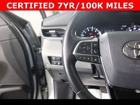 Used 2020 Toyota Highlander Limited image 30