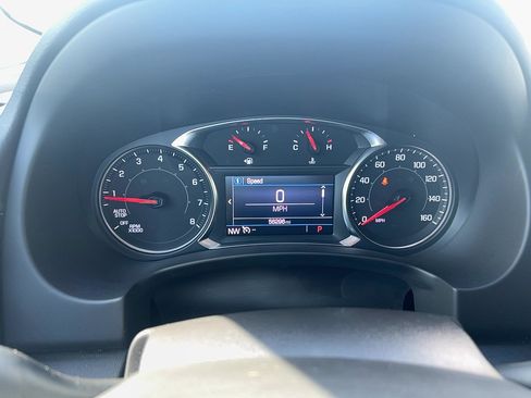 Used 2022 GMC Terrain SLE w/ Driver Convenience Package AWD/4WD image 28