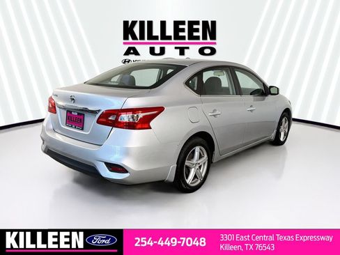 Used 2019 Nissan Sentra S FWD image 8