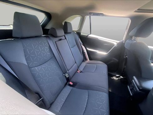 Used 2025 Toyota RAV4 XLE w/ Convenience Package FWD image 20