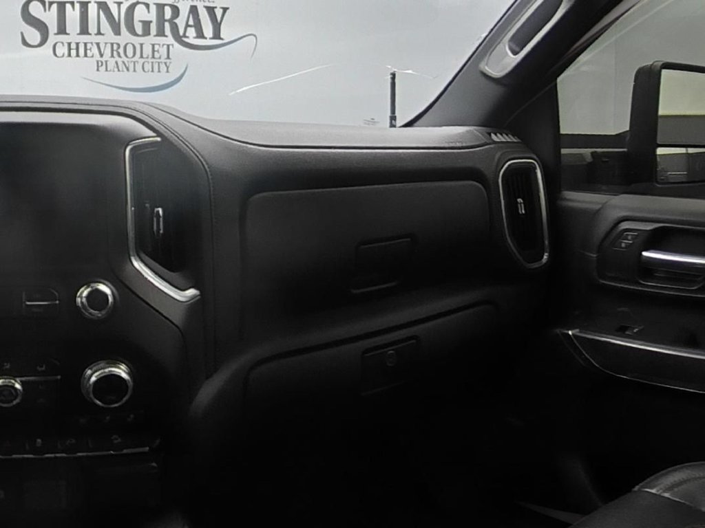 Used 2020 GMC Sierra 2500 AT4 w/ AT4 Premium Package AWD/4WD image 15