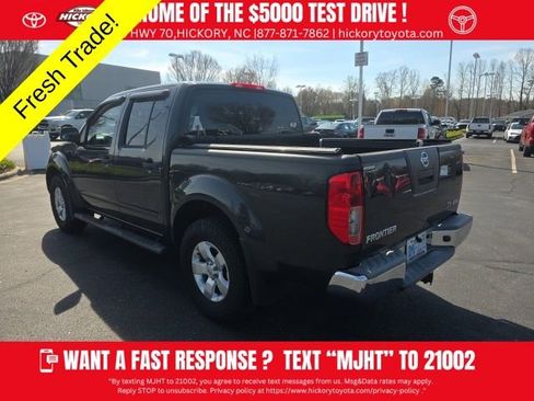 Used 2012 Nissan Frontier SV image 6
