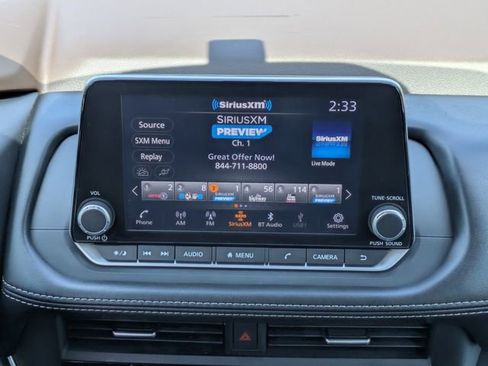 Used 2023 Nissan Rogue S AWD/4WD image 19