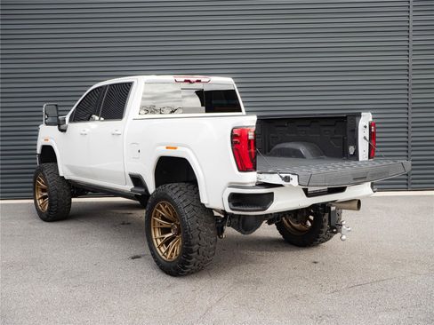 Used 2024 GMC Sierra 2500 Denali Ultimate w/ Snow Plow Prep/Camper Package AWD/4WD image 33