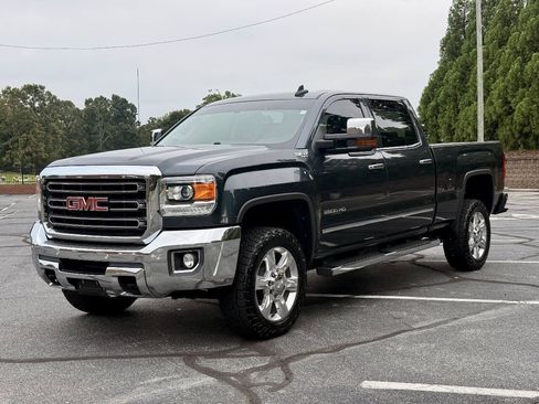 Used 2018 GMC Sierra 2500 SLT AWD/4WD image 8