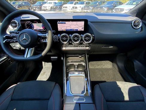 New 2026 Mercedes-Benz GLA 250 4MATIC image 5