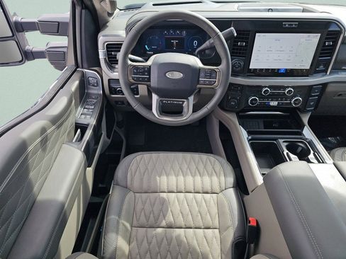 New 2026 Ford F450 Platinum w/ Platinum Plus Package AWD/4WD image 4