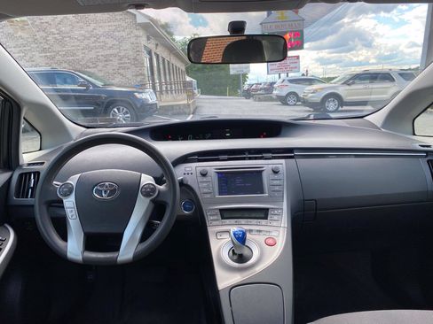 Used 2013 Toyota Prius Two FWD image 22