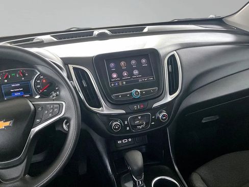 Used 2022 Chevrolet Equinox LT FWD image 9