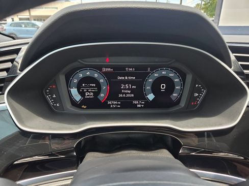 Used 2025 Audi Q3 2.0T Premium AWD/4WD image 15