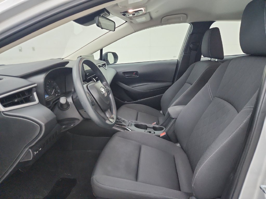 Used 2025 Toyota Corolla LE FWD image 19
