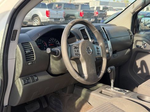 Used 2018 Nissan Frontier SV RWD image 20