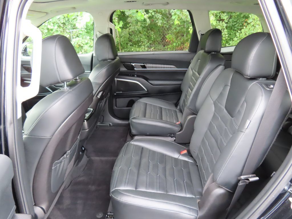 Certified 2024 Kia Telluride SX Prestige AWD/4WD image 32