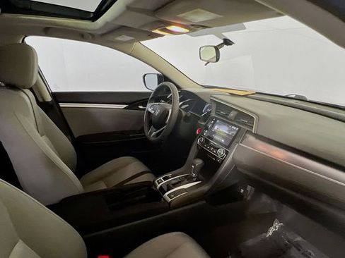 Used 2017 Honda Civic EX-T image 9