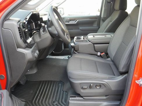 New 2026 Chevrolet Silverado 1500 LT image 8