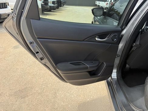 Used 2018 Honda Civic EX image 14