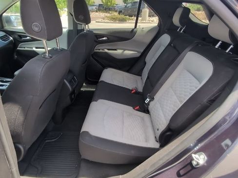 Used 2018 Chevrolet Equinox LT FWD image 26