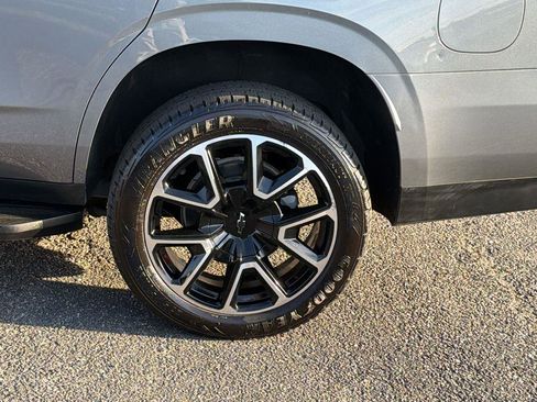 Certified 2022 Chevrolet Tahoe RST w/ Sport Performance Package image 9