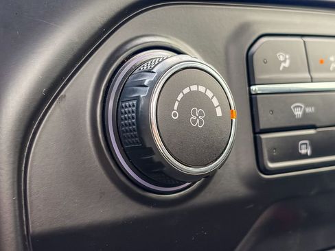 Used 2020 Chevrolet Silverado 1500 W/T w/ WT Fleet Convenience Package image 33