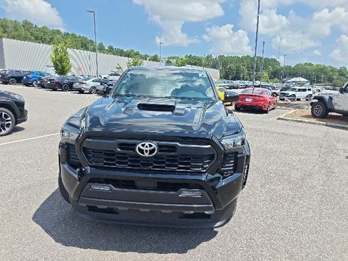 Used 2024 Toyota Tacoma TRD Sport RWD image 8