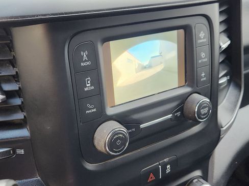 Used 2022 RAM 5500 Tradesman w/ Chrome Appearance Group image 20