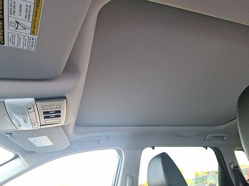 Certified 2024 Nissan Rogue Platinum w/ Platinum Premium Package FWD image 20