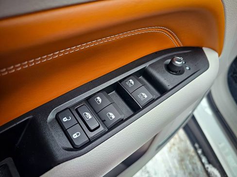 Certified 2022 Jeep Compass Limited image 11