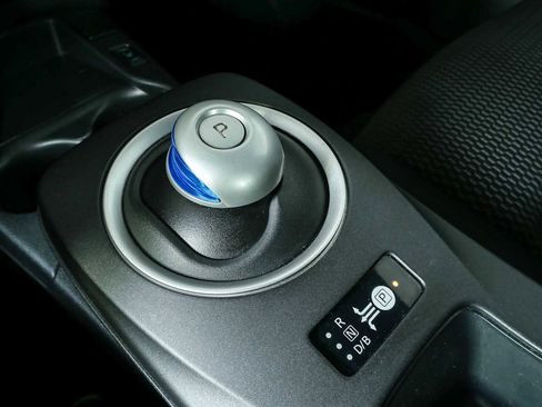 Used 2017 Nissan Leaf S w/ Charge Package FWD image 15