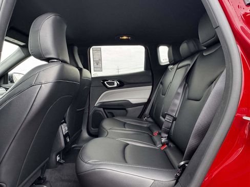 New 2026 Jeep Compass Limited AWD/4WD image 19
