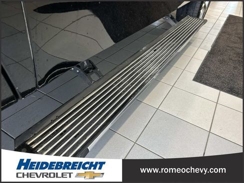 Used 2022 Jeep Grand Wagoneer Series II w/ Flexible Seating Group AWD/4WD image 42