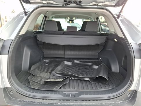 Used 2025 Toyota RAV4 XLE image 28