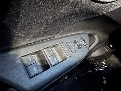 Used 2019 Honda Insight EX image 29