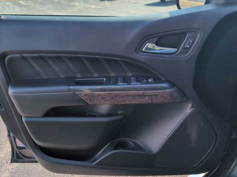 Used 2021 GMC Canyon Denali image 21