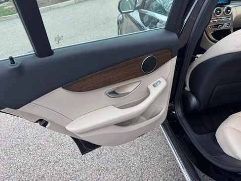 Used 2021 Mercedes-Benz C 300 4MATIC Sedan image 34