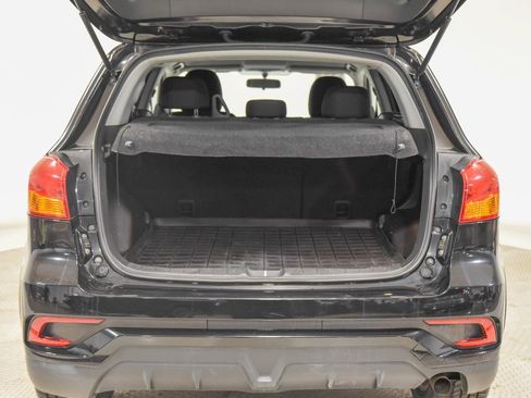 Used 2018 Mitsubishi Outlander Sport ES image 13