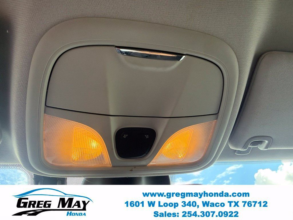Used 2021 Jeep Cherokee Latitude FWD image 21