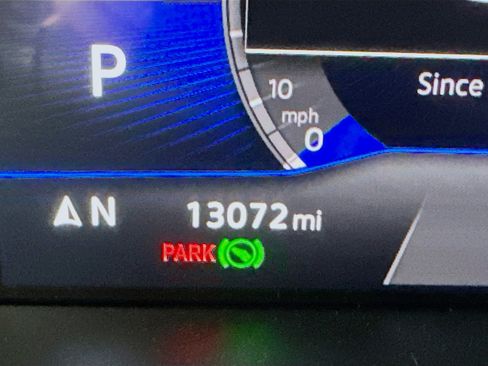 Used 2024 Volkswagen Tiguan S image 19