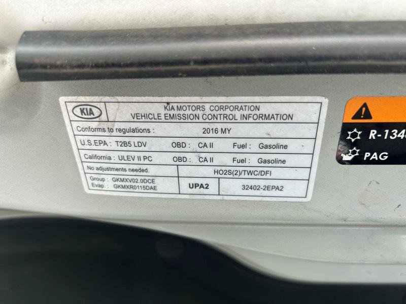 Used 2016 Kia Soul + FWD image 33