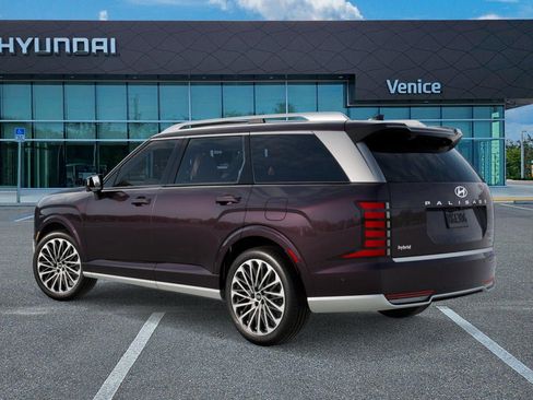 New 2027 Hyundai Palisade Calligraphy FWD image 5