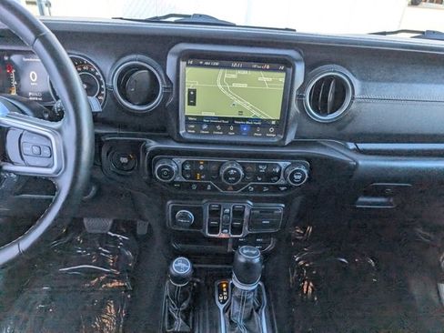 Used 2020 Jeep Wrangler Unlimited Sahara image 4