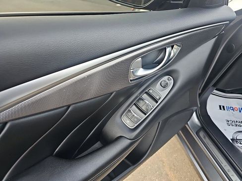 Used 2015 INFINITI Q50 Premium w/ Navigation Package image 11