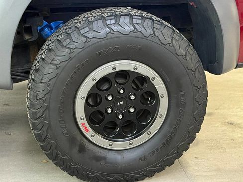 Used 2014 Ford F150 Raptor w/ Equipment Group 801A Luxury image 17