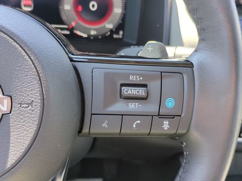 Used 2024 Nissan Rogue SL image 22