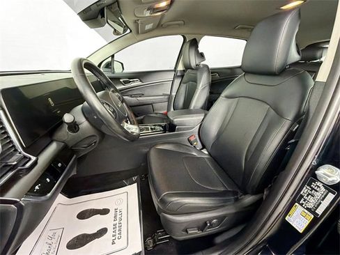 Used 2023 Kia Sportage EX image 21