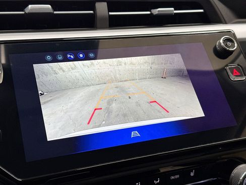 New 2027 Chevrolet Bolt LT w/ Comfort Package FWD image 17